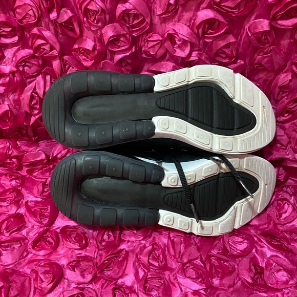 Nike Air Max 270 Women's Shoes - Picture 7 of 8